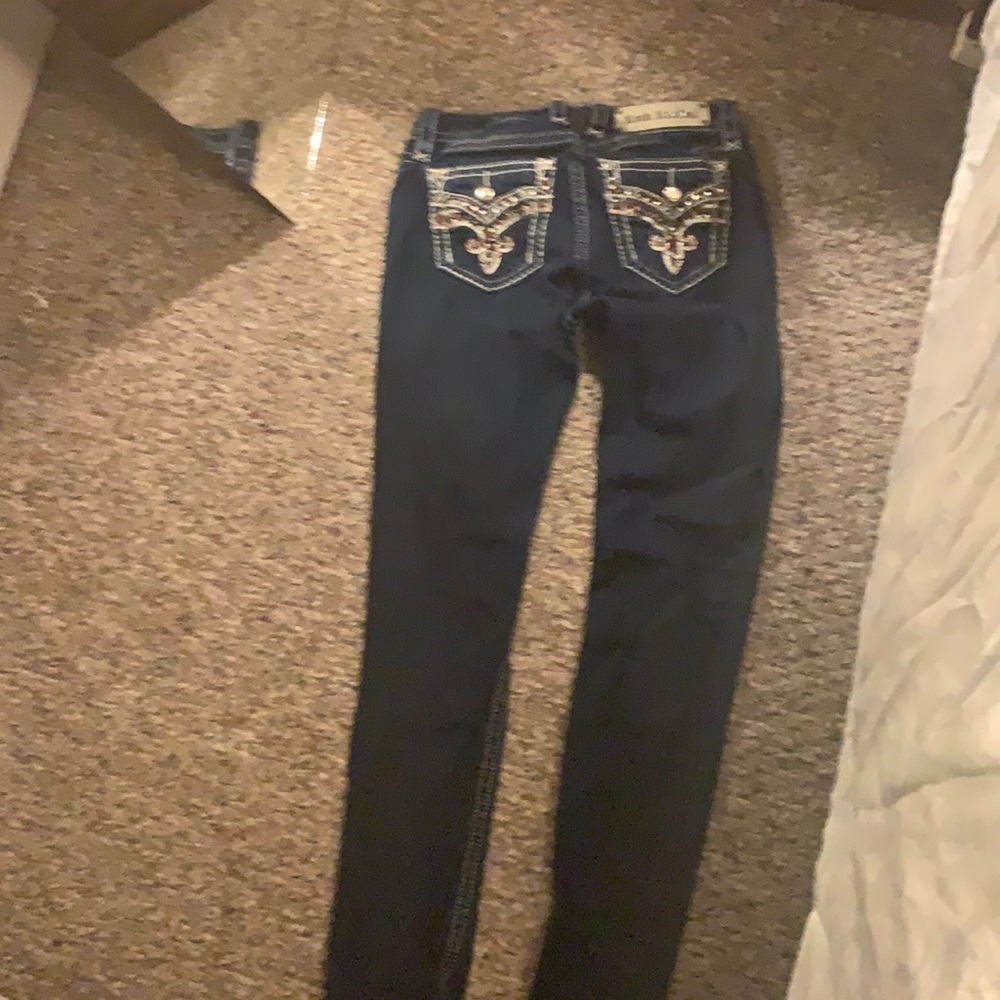 Like new size 28 Rock Revival skinny leg